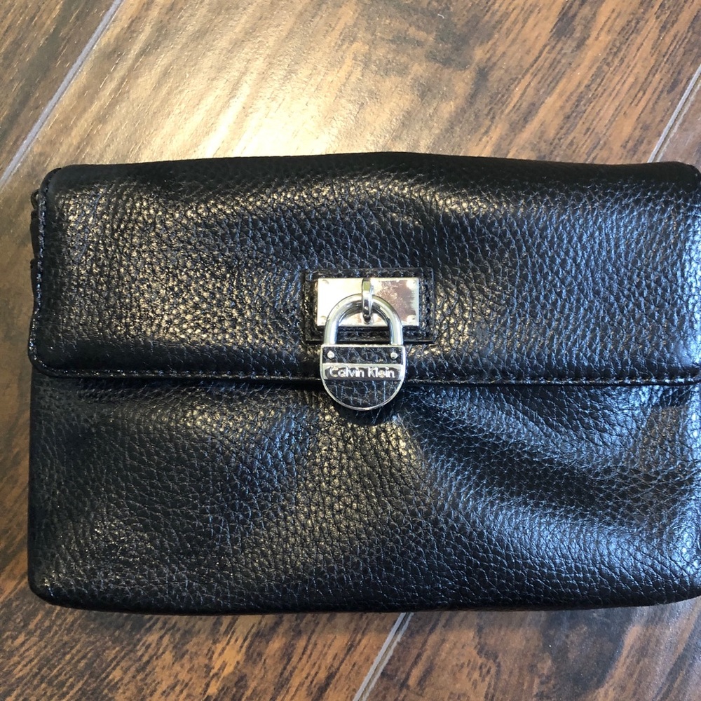 Calvin Klein Magnetic Clasp Black Cross Body Bag